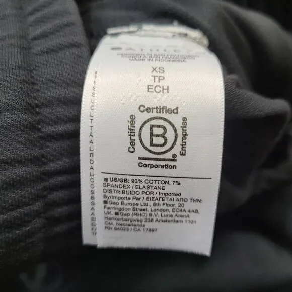 NWT Athleta Farallon Pant Sz XS Black Straight Cropped Casual Active 533741 - Picture 6 of 10